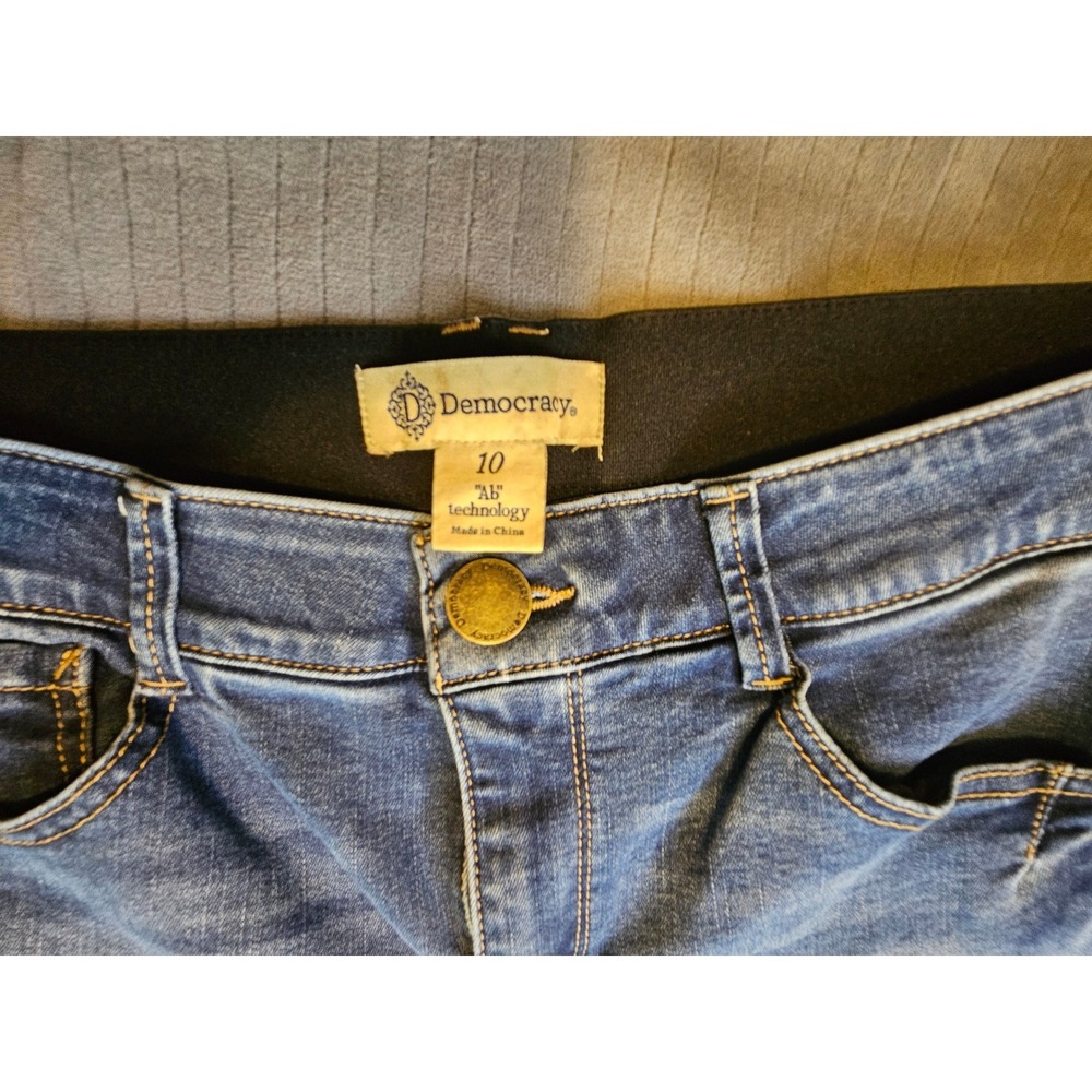 Democracy Ab Technology Blue Denim Altered Cuffed Crop Jeans Size 10